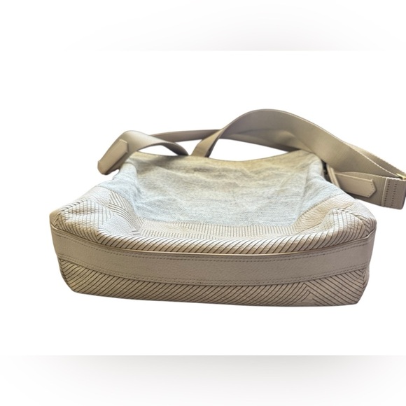 Fossil Maya Hobo Shoulder Handbag - Picture 4 of 14